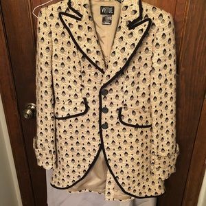Stylish black and beige blazer